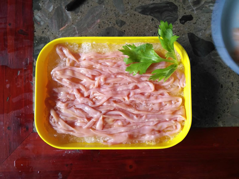 火锅涮鸭肠
