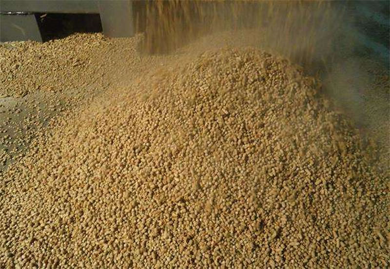 碱性蛋白酶在饲料中的应用